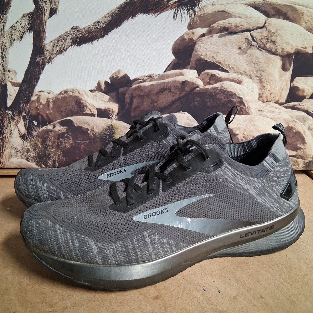 Brooks Levitate 4 Mens Gray Running Shoes DNA AMP Sneakers 1103451D008 10.5